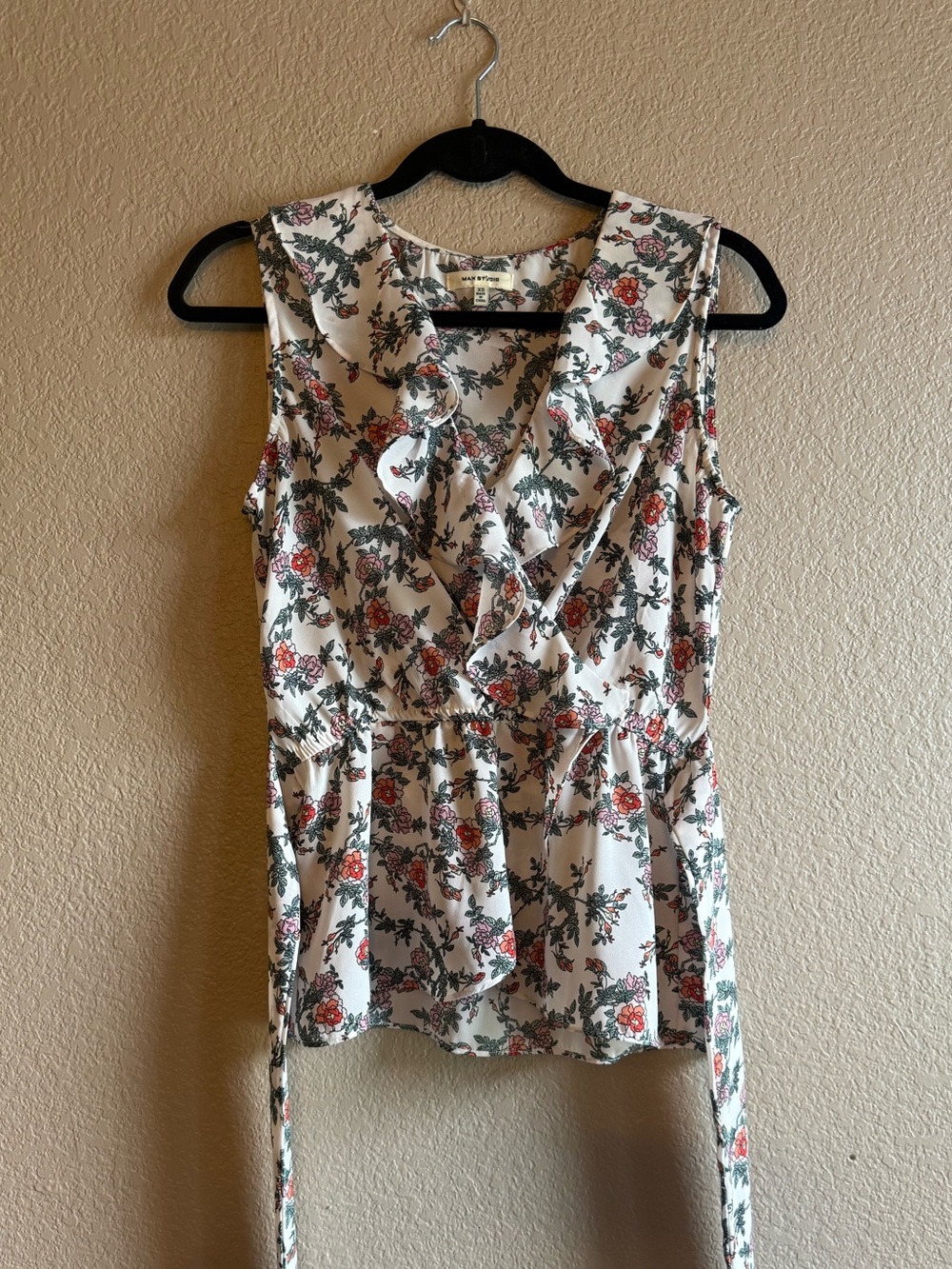 Max Studio Cream Floral Ruffle Tie-Waist Tank Top
